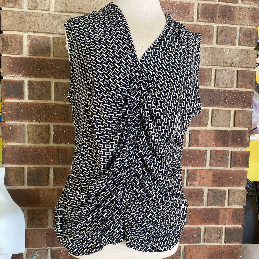 White house  black market multicolor Ruched V-Neck Sleeveless Top